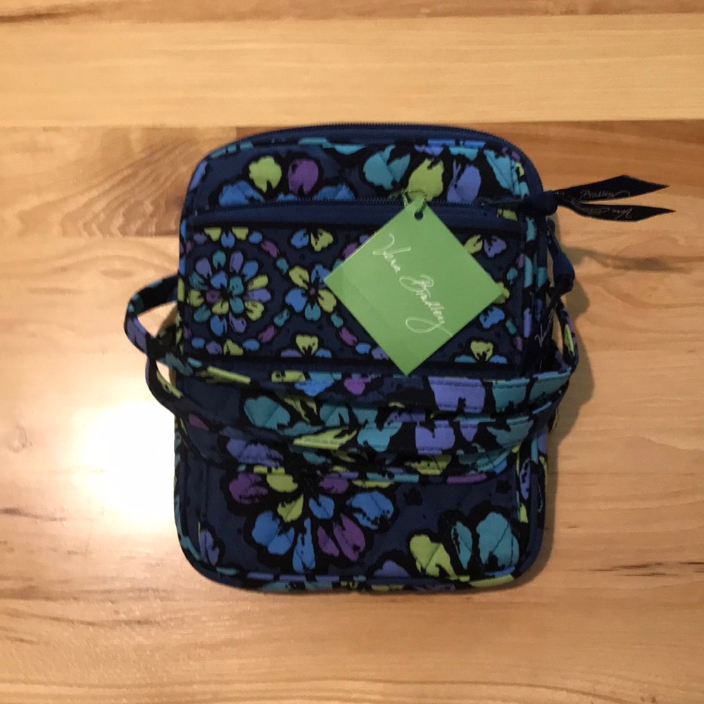 Vera Bradley shoulder bag, brand new!